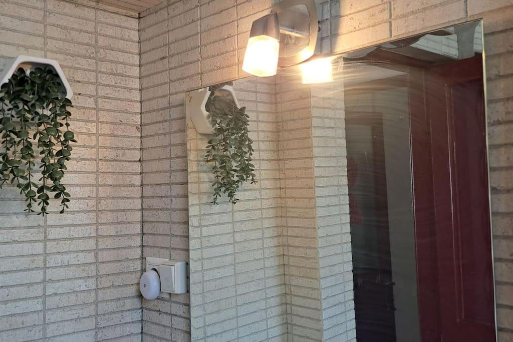 Mendes Family Homestay - B&B In The Heart Of プライア エクステリア 写真